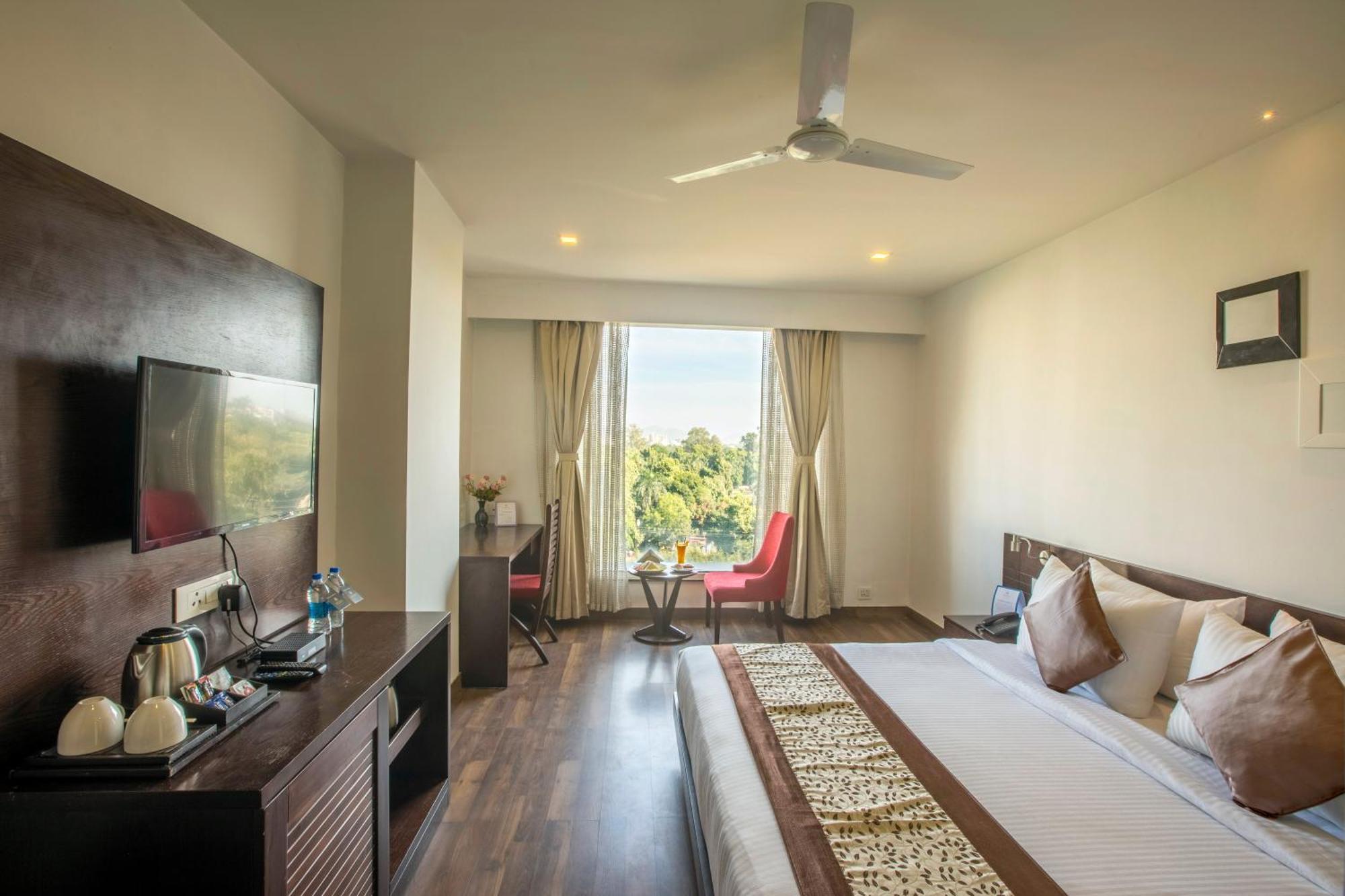 Vesta Grand Central Udaipur Dış mekan fotoğraf