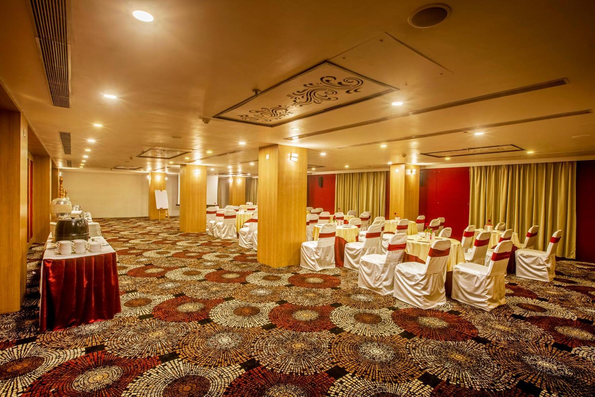 Vesta Grand Central Udaipur Dış mekan fotoğraf