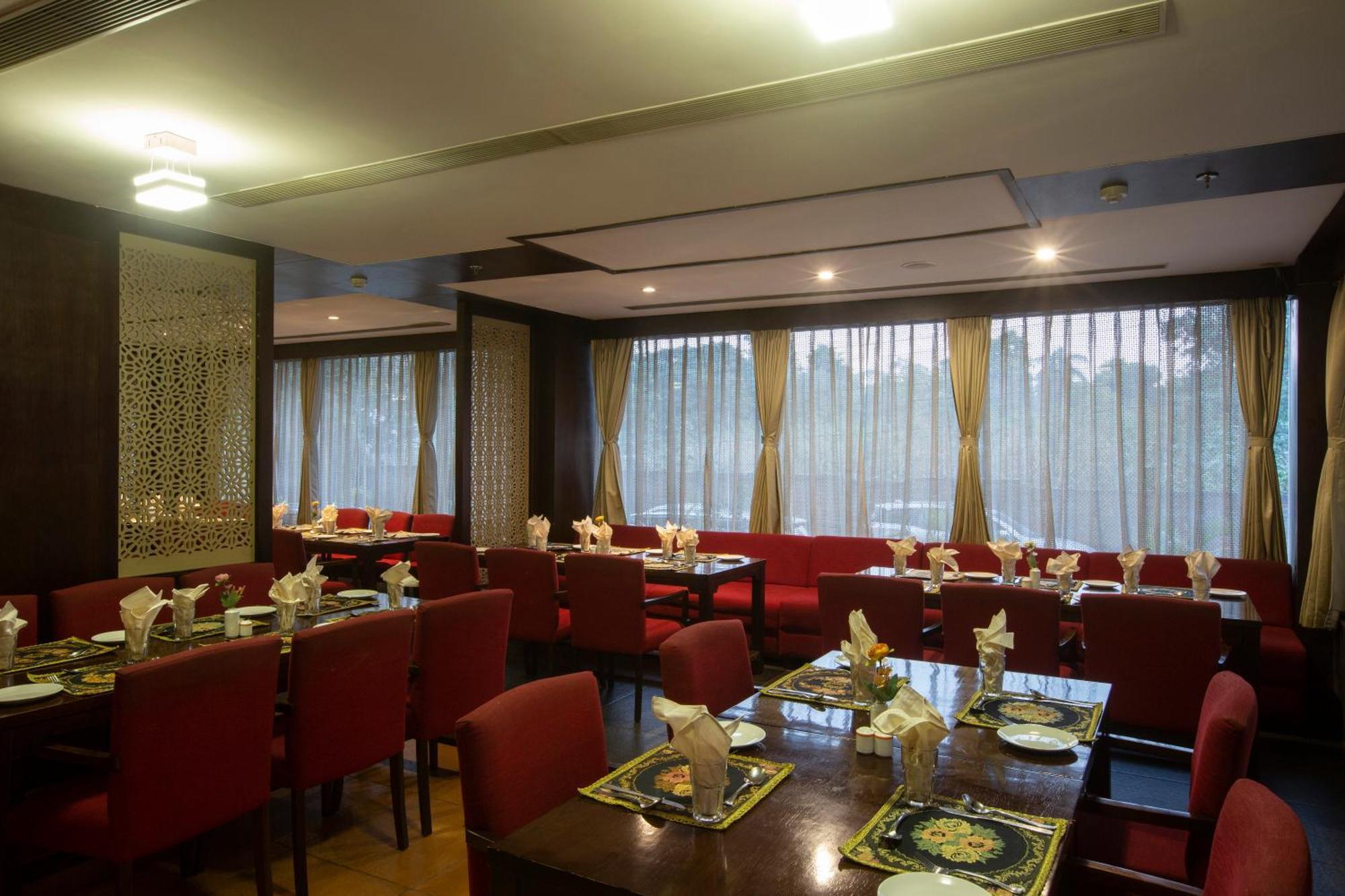 Vesta Grand Central Udaipur Dış mekan fotoğraf